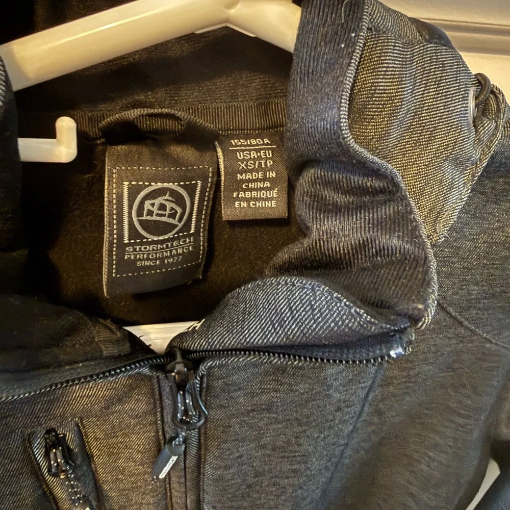 Stormtech fall/winter jacket - Picture 5 of 8